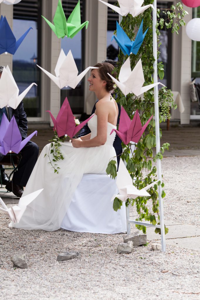 DIY Papierkraniche als Hochzeitsdekoration bringen Glück