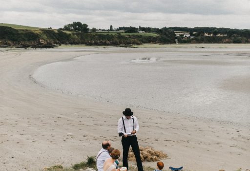 Elopement Wedding ohen Gäste in der Bretagne mit Trauredner Johann-Jakob Wulf