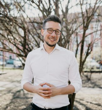 Trauredner Patrick freut sich auf Eure freie Trauung