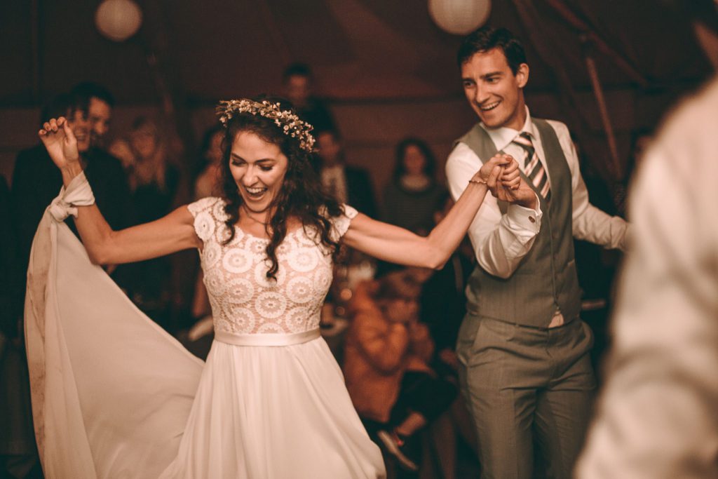 Hochzeit planen | Professionelle Dienstleister:innen | Musik | Strauß & Fliege