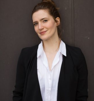 Juliane Dreyer hält Eure freie Trauung in Berlin