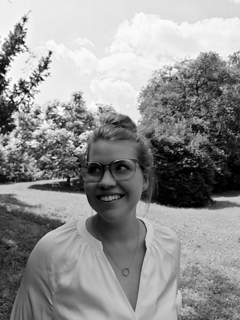 Strauß & Fliege Traurednerin in Linz Lucia Sittenthaler