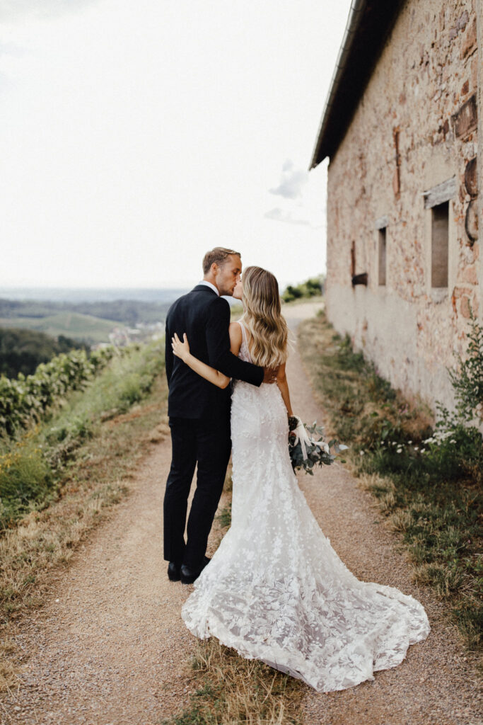 Hochzeitspaar in der Toskana Italien Destination Wedding | Strauß & Fliege