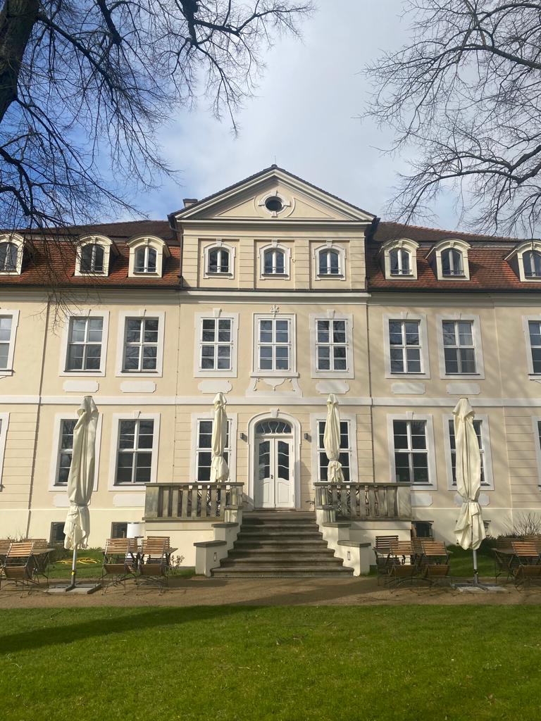 Hochzeitslocation Brandenburg: Schloss Grube | Strauß & Fliege