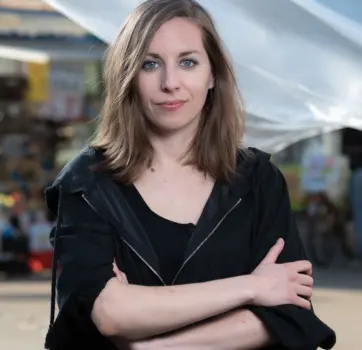 Freie Traurednerin Ulrike Haidacher aus Wien | Strauß & Fliege